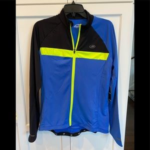 Performance NWT women’s zip up cycle jacket